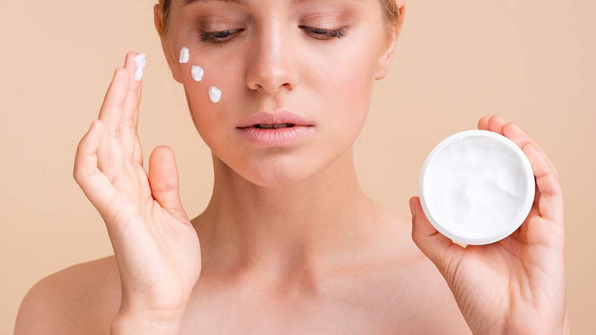 Ce este niacinamida și cum te ajută să obții un ten mai frumos? - Viorica Cosmetic MD