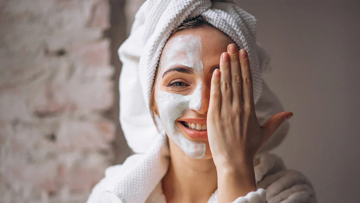 5 motive pentru a te ,,abona” la masca facială - Viorica Cosmetic MD