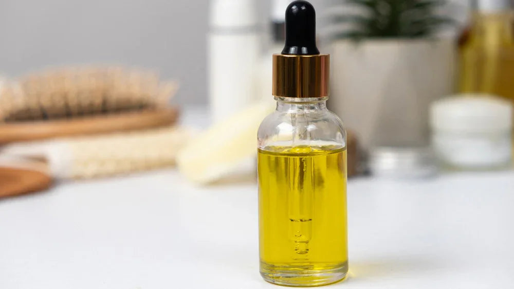 Uleiul de jojoba: proprietăți și utilizări în îngrijirea pielii și părului - Viorica Cosmetic MD