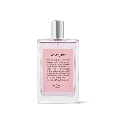 Apă de parfum #Only_Joy pentru femei, sticlă transparentă, nuanță roz, capac argintiu.