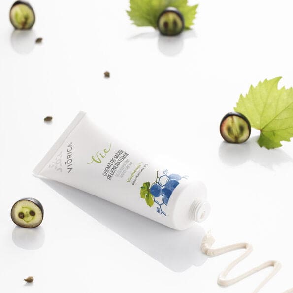 Cremă de Viorica Cosmetic mâini regeneratoare, Viorica Vie Crema cu formulă inovatoare a