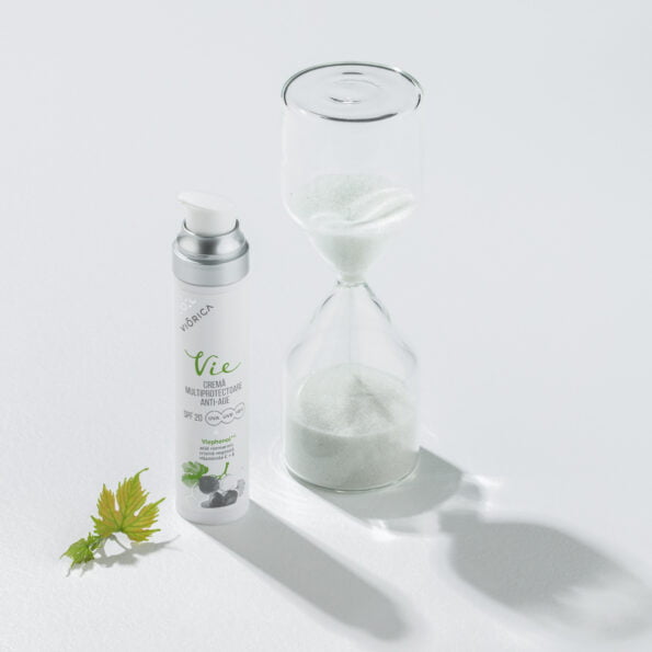 Cremă Multiprotectoare Anti-Age SPF20, Viorica Vie - Viorica Cosmetic MD