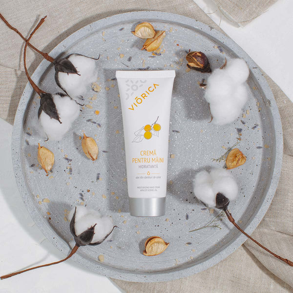 Cremă hidratantă pentru mâini - Viorica Cosmetic MD