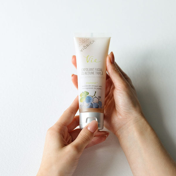 Exfoliant facial Viorica Cosmetic cu acțiune triplă, Viorica Vie