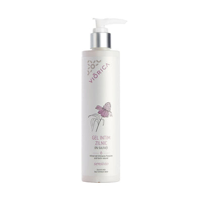 Gel Intim Zilnic Viorica Sensivio, extract Echinacea, acid lactic, flacon alb cu pompiță argintie, design floral.
