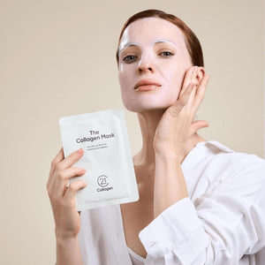 Mască de față 21Collagen, textură fină, hidratare intensă, material țesut alb, detalii pe ambalaj.