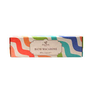 Cutie colorată pentru Set bile de baie efervescente Macarons, 95% ingrediente naturale.